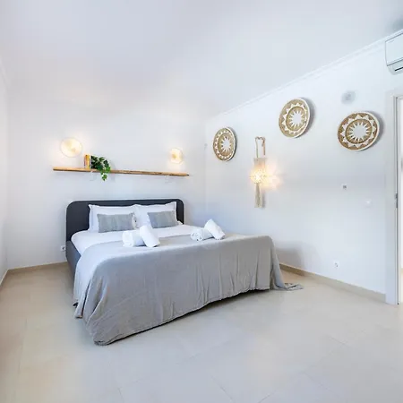 Casa Paraiso *